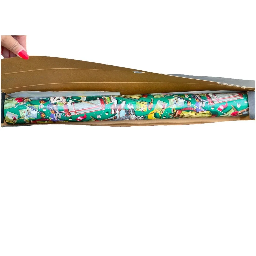 VTG Portfolio‎ Design Premium Litho Gift Wrap 2'x85' Green Golfer  P500309